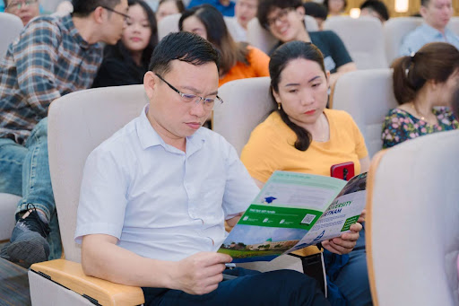 Chương trình cử nhân quốc tế của Asia Vietnam thu hút sự quan tâm của nhiều bậc phụ huynh