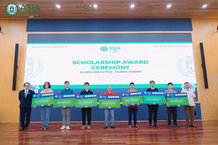 Chương trình học bổng góp phần giảm bớt gánh nặng tài chính cho gia đình Việt