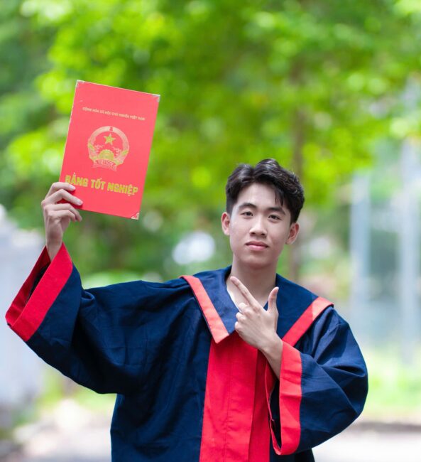 Đặng Gia Minh – nam sinh Trường THPT Long Thành, Đồng Nai vừa xuất sắc nhận học bổng Asia Future Delight