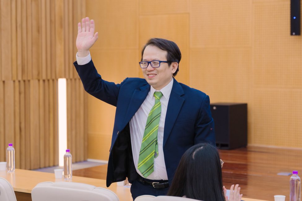 Tiến sĩ Hoàng Việt Hà, Giám đốc chương trình liên kết quốc tế Asia University Vietnam