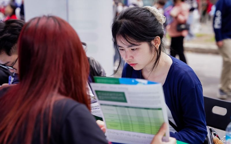 Công nghệ bán dẫn và 5 hiểu lầm phổ biến khi học sinh chọn ngành