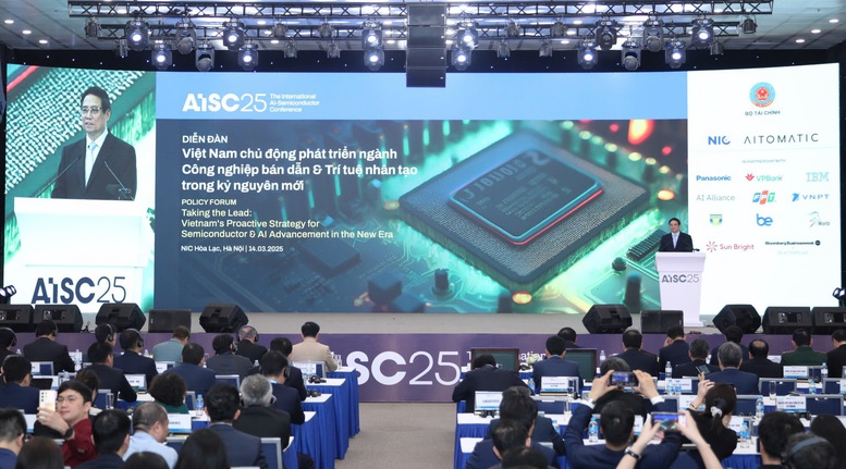 Thủ tướng đề nghị các đối tác hợp tác với Việt Nam nâng cao năng lực quản trị thông minh tại các doanh nghiệp, cơ sở sản xuất, nhà máy
