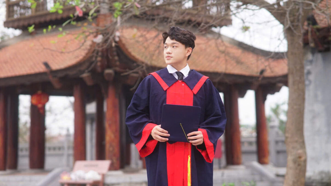 Trần Phúc Hưng - nam sinh giành học bổng ngành Quản trị Kinh doanh tại Asia University Vietnam