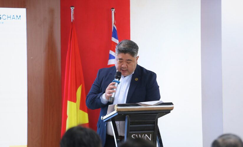 Đại diện doanh nghiệp chia sẻ về thương mại điện tử và chuỗi cung ứng