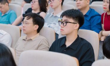 Bứt phá với ngành Quản trị Kinh doanh bằng công nghệ và tư duy toàn cầu