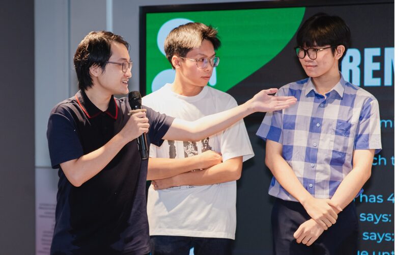 Nhiều bạn sinh viên cũng không quên gửi gắm sự biết ơn và tôn trọng tới thầy cô trước thêm Conception Day 2025