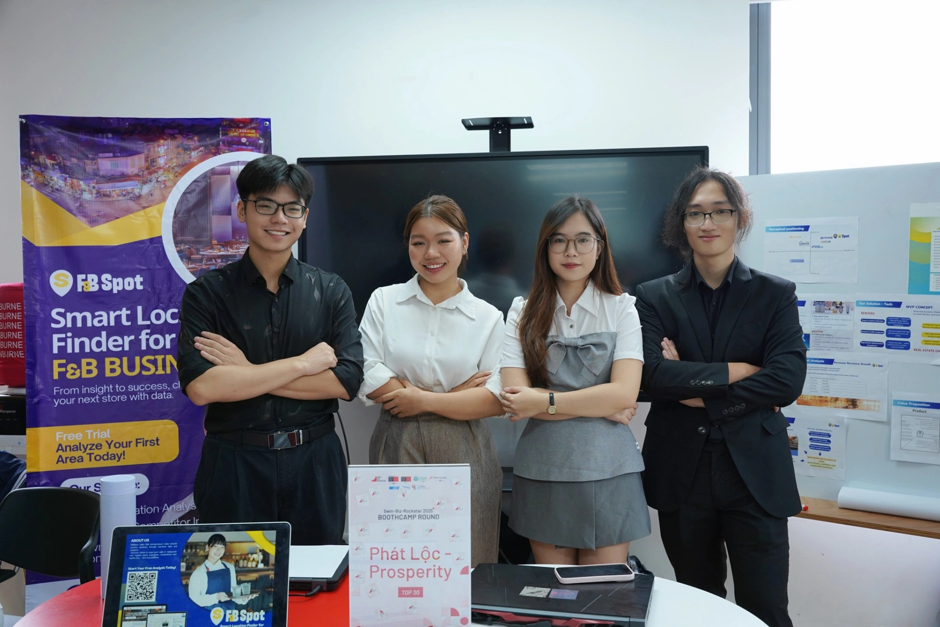 F&BSpot với “Smart Location Finder for F&B Businesses” – nền tảng hỗ trợ chọn vị trí kinh doanh tối ưu tại Bootcamp Swin-Biz-Rockstar 2025