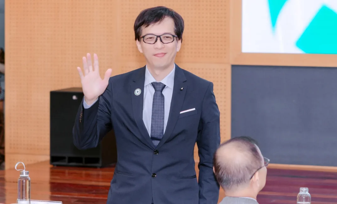 TS. Yu Chi-Liang - Phó Trưởng Khoa Hợp tác Quốc tế tại Asia University, Đài Loan (Trung Quốc) nhấn mạnh tầm quan trọng của công nghệ số trong việc tạo lợi thế cạnh tranh của những công dân toàn cầu tương lai.