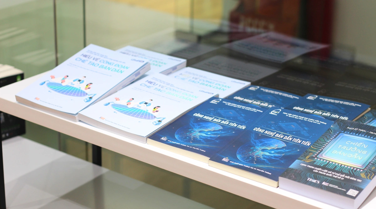 Sách tại thư viện Asia University Vietnam