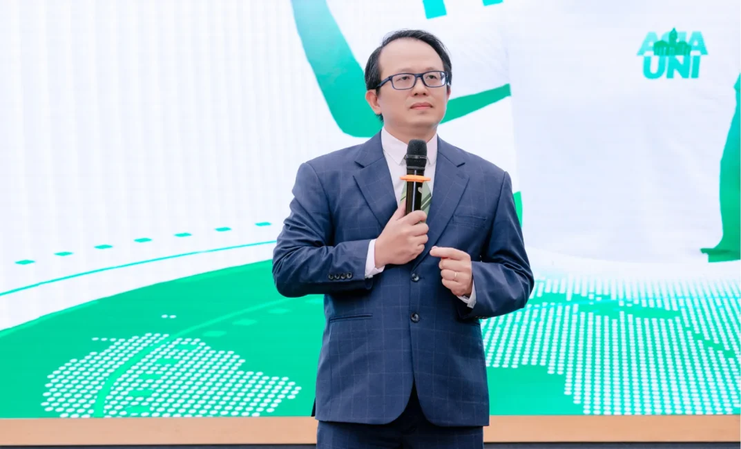 TS. Hoàng Việt Hà nhận định Swin-Biz Rockstar 2025 là cơ hội để sinh viên Asia University Vietnam phát huy ba giá trị cốt lõi mà nhà trường theo đuổi
