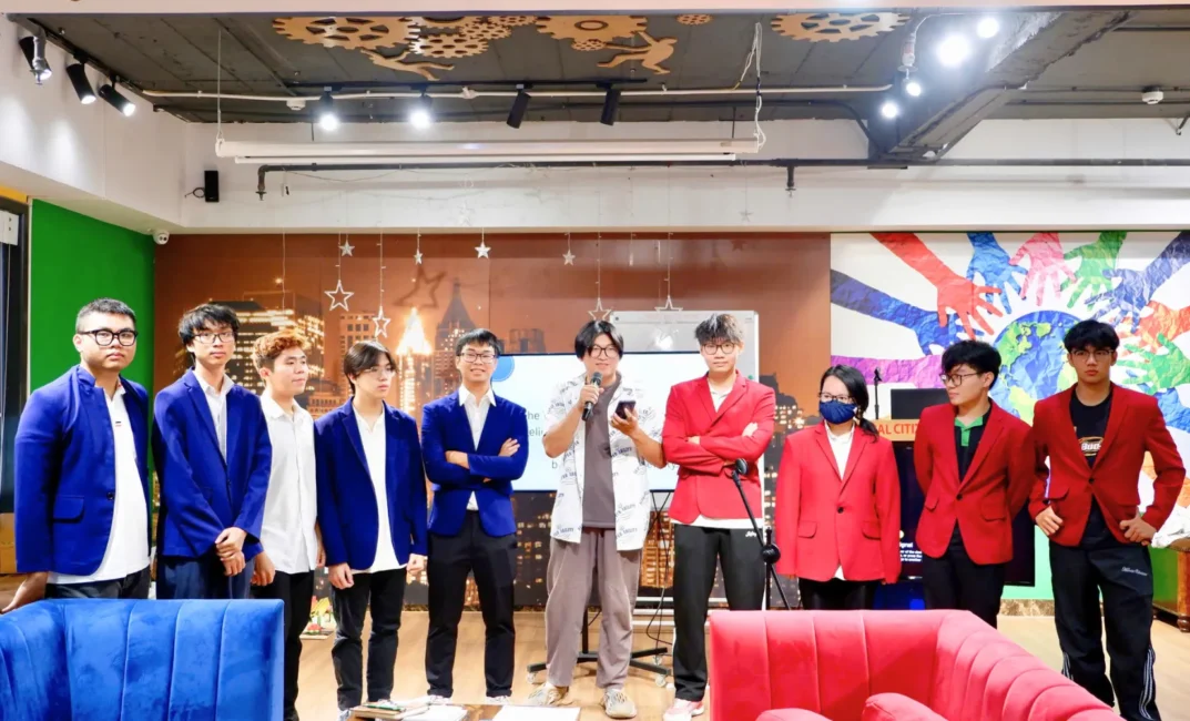 Sinh viên Asia University Vietnam hào hứng tham gia hoạt động tranh biện tại buổi tổng kết học phần English for General Purposes 1 (EGP1)