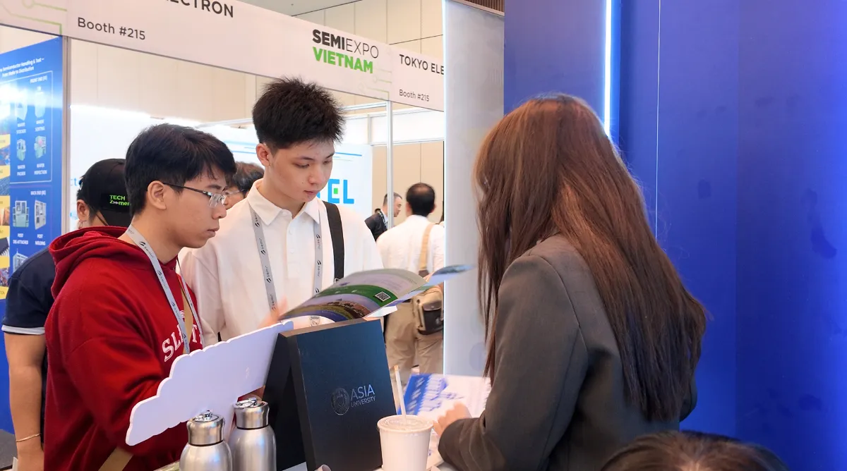 Chuyên gia chỉ ra rằng, phần lớn kỹ sư bán dẫn mới tốt nghiệp đều đối mặt với ba rào cản lớn khi bước vào môi trường làm việc thực tế