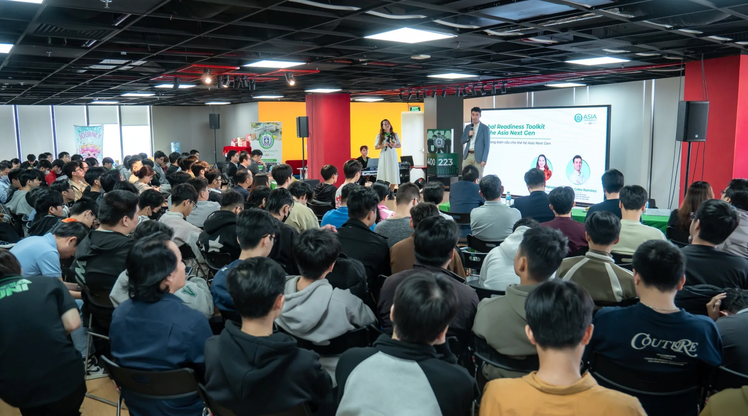 Môi trường đào tạo chuẩn quốc tế tại Asia University Vietnam cung cấp nguồn nhân lực AI chất lượng cao