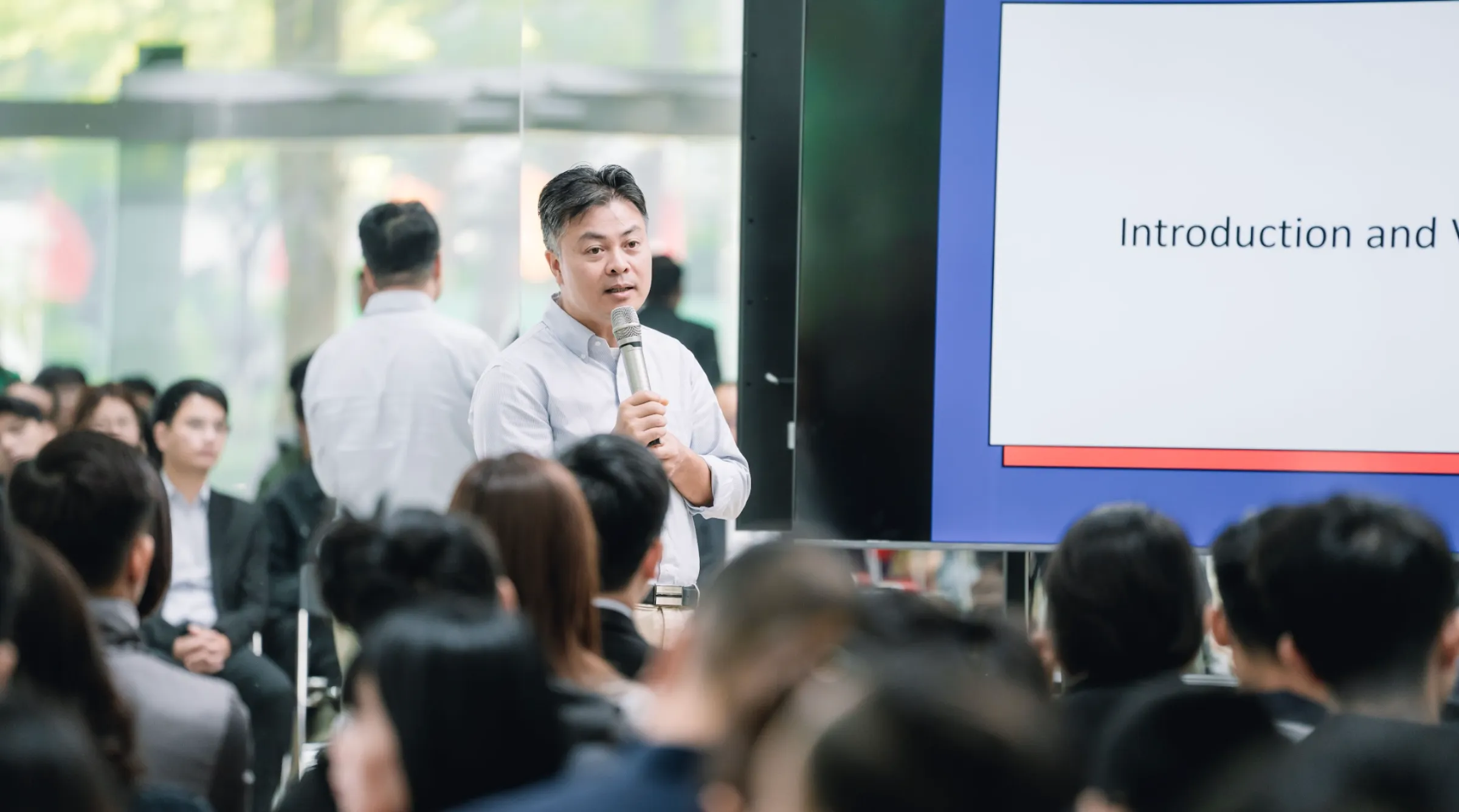 Ông Trần Đức Long chỉ ra những thách thức lớn nhất của sinh viên Việt Nam khi ứng tuyển vào các tập đoàn bán dẫn đa quốc gia