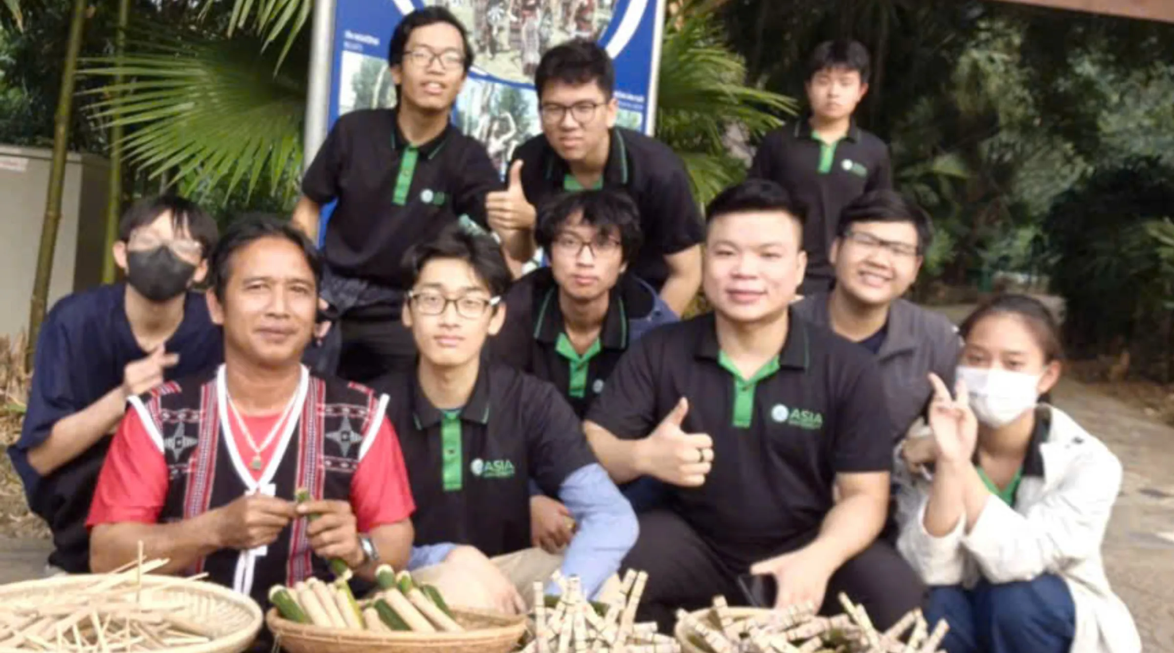 Sinh viên Asia University Viẹtnam trong chuyến Field Trip