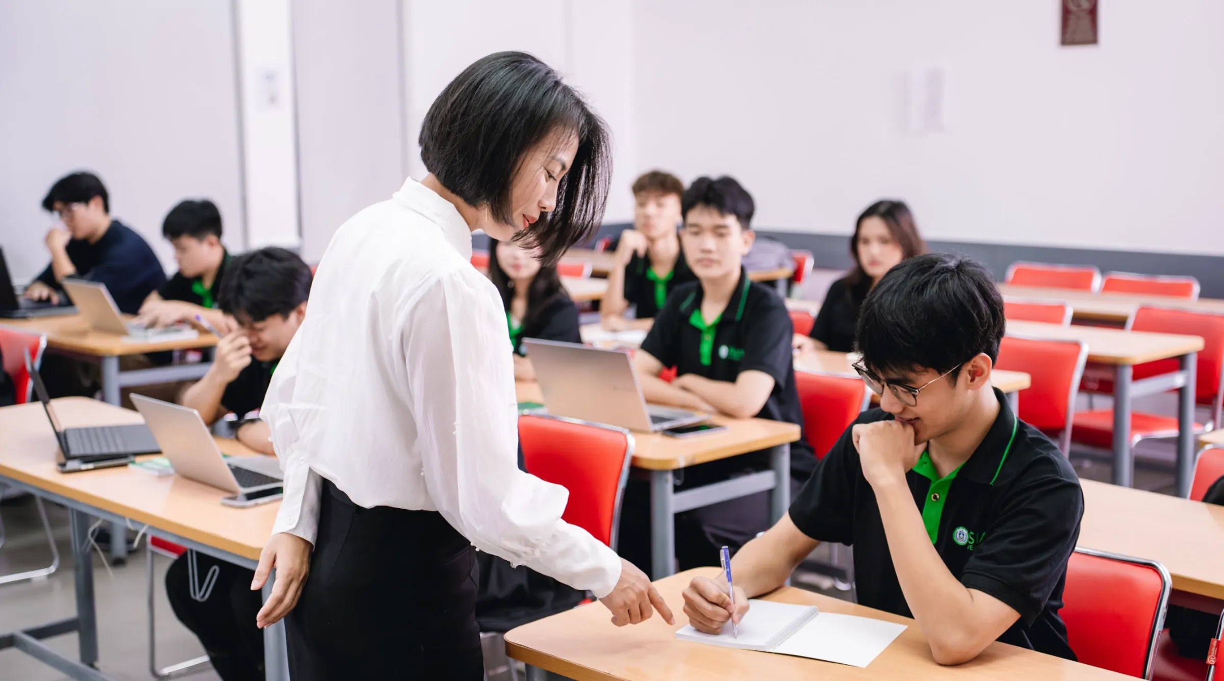Tham gia lớp học trải nghiệm tại Asia University Vietnam Next Gen Day, học sinh sẽ được tiếp cận phương pháp đào tạo ứng dụng theo chuẩn quốc tế
