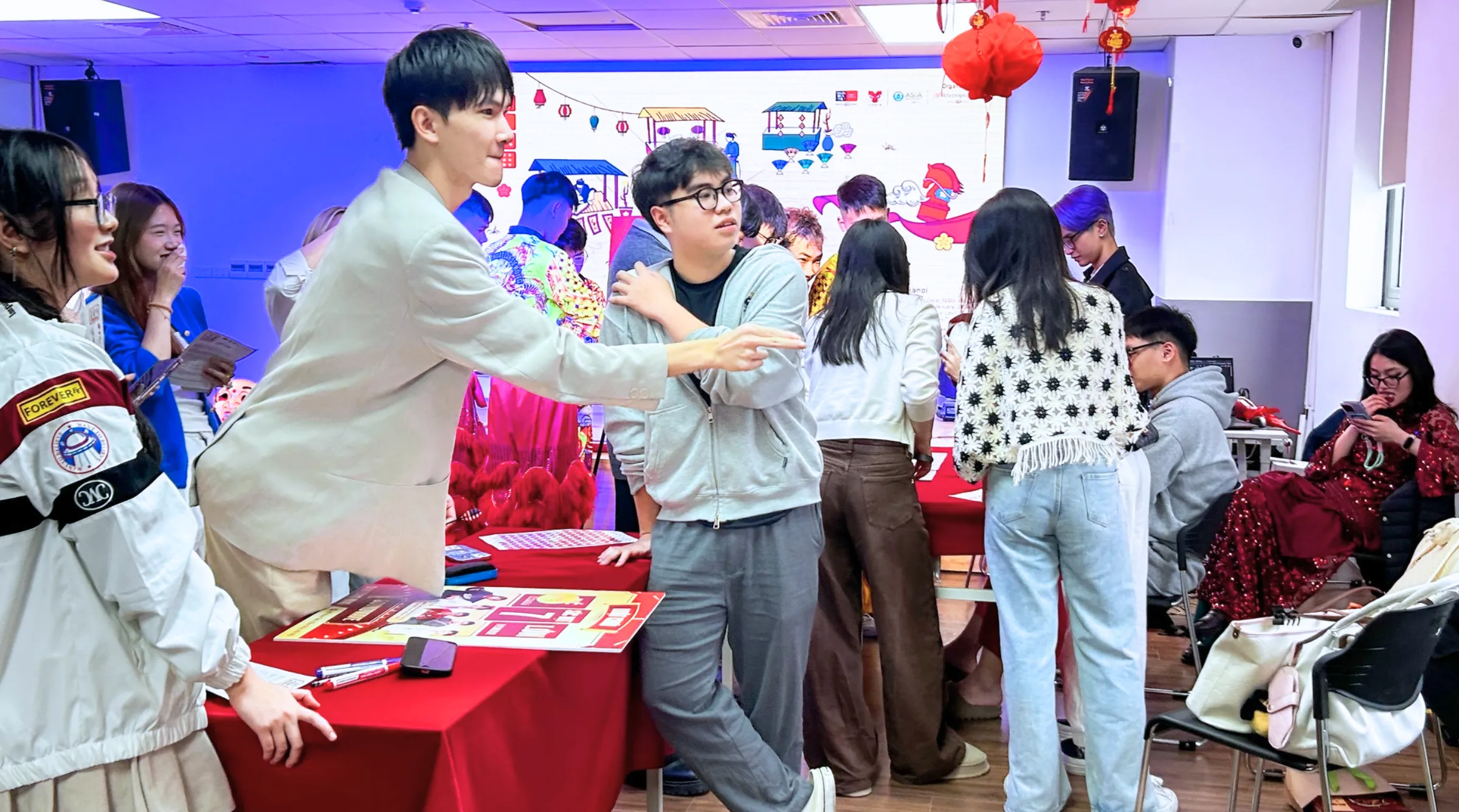 Cùng nhìn lại những khoảnh khắc sôi động và không khí xuân rộn ràng tại Tết Fair 2026