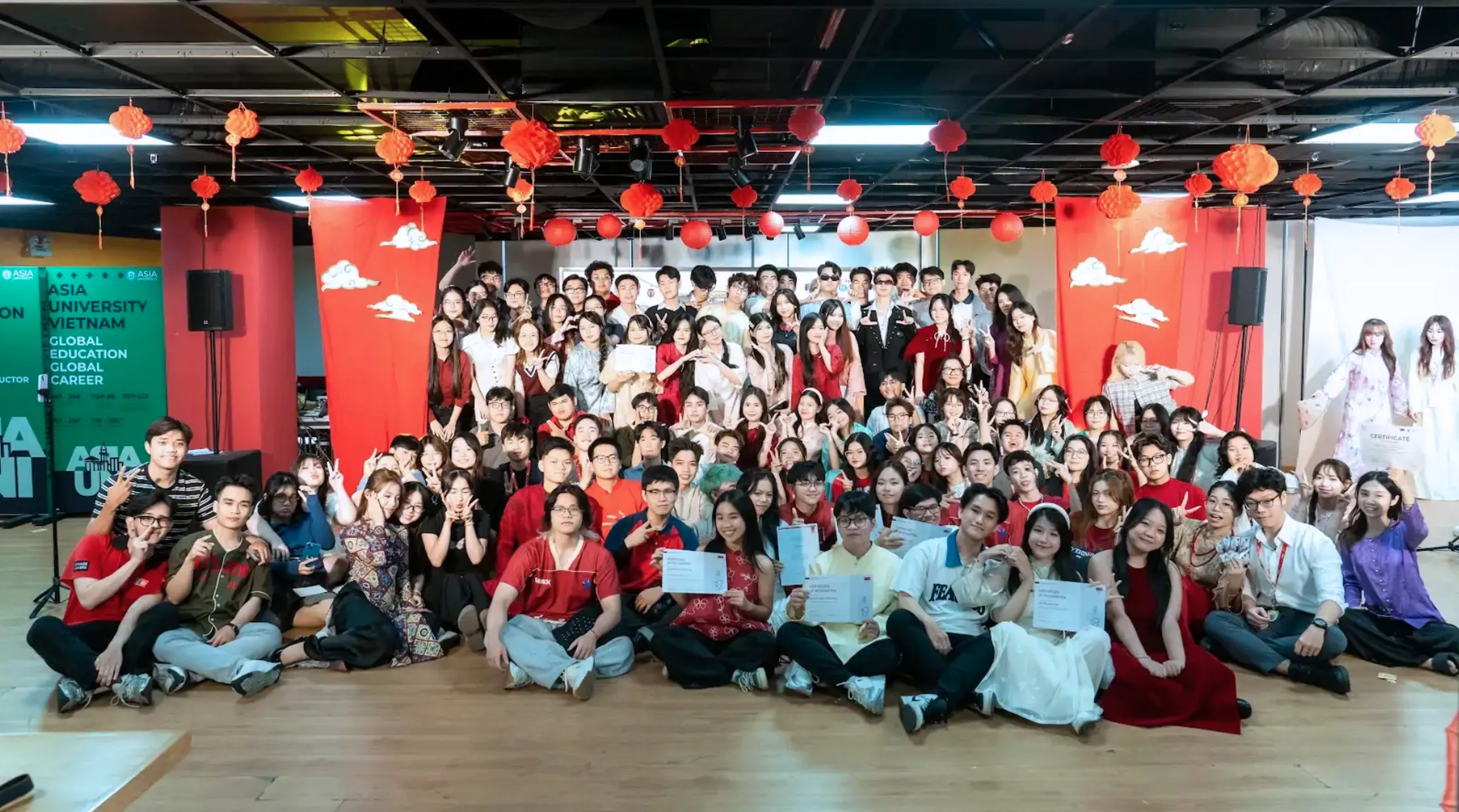 Sinh viên Asia University Vietnam cơ sở TP.HCM trải nghiệm sắc Tết truyền thống ba miền