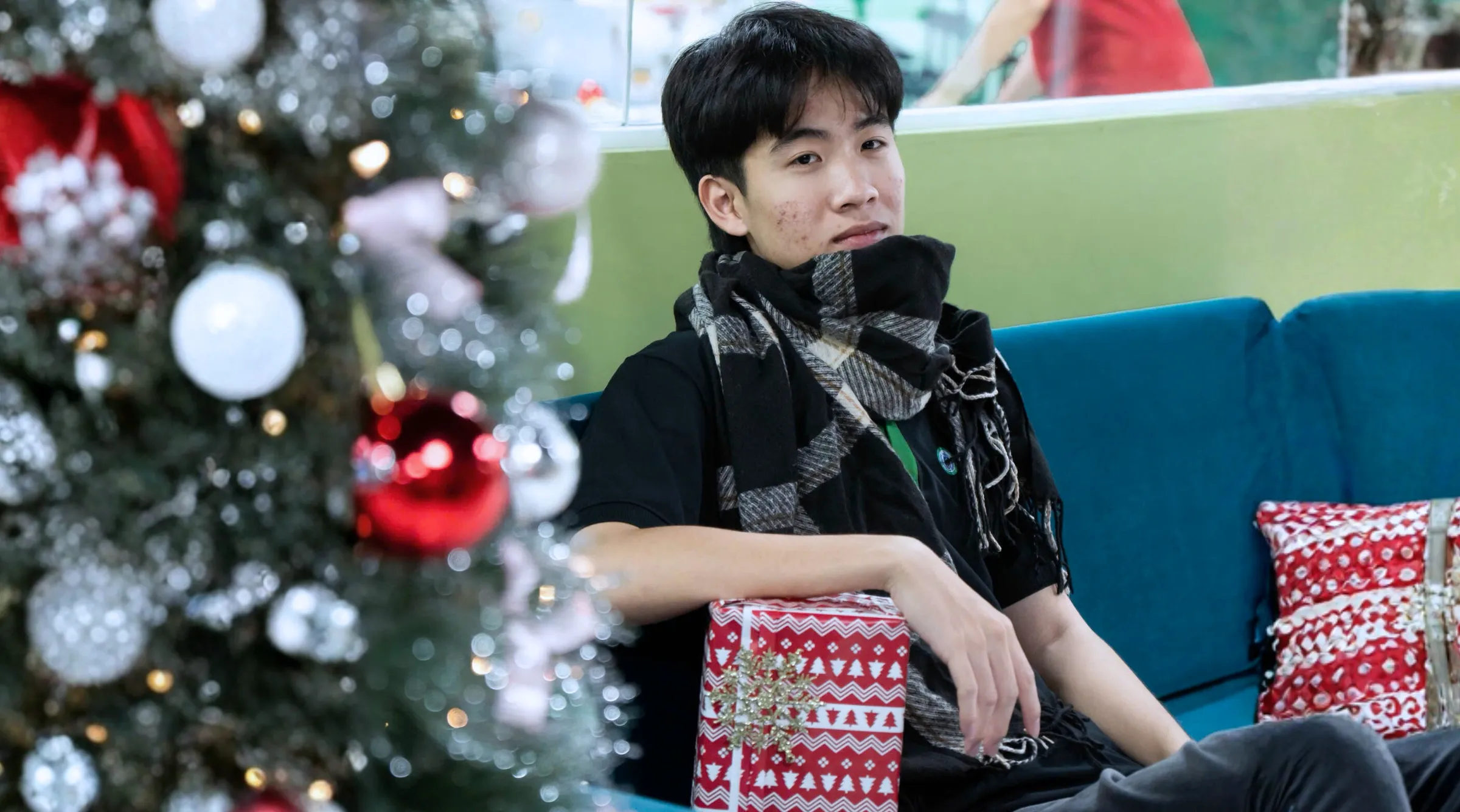 Đặng Gia Minh – sinh viên ngành Công nghệ bán dẫn Asia University Vietnam cơ sở TP.HCM nhận danh hiệu Best Performance “Physical Education: Vovinam Level 1” sau quá trình rèn luyện kỷ luật và vượt qua những bài tập kỹ thuật đòi hỏi sự bền bỉ