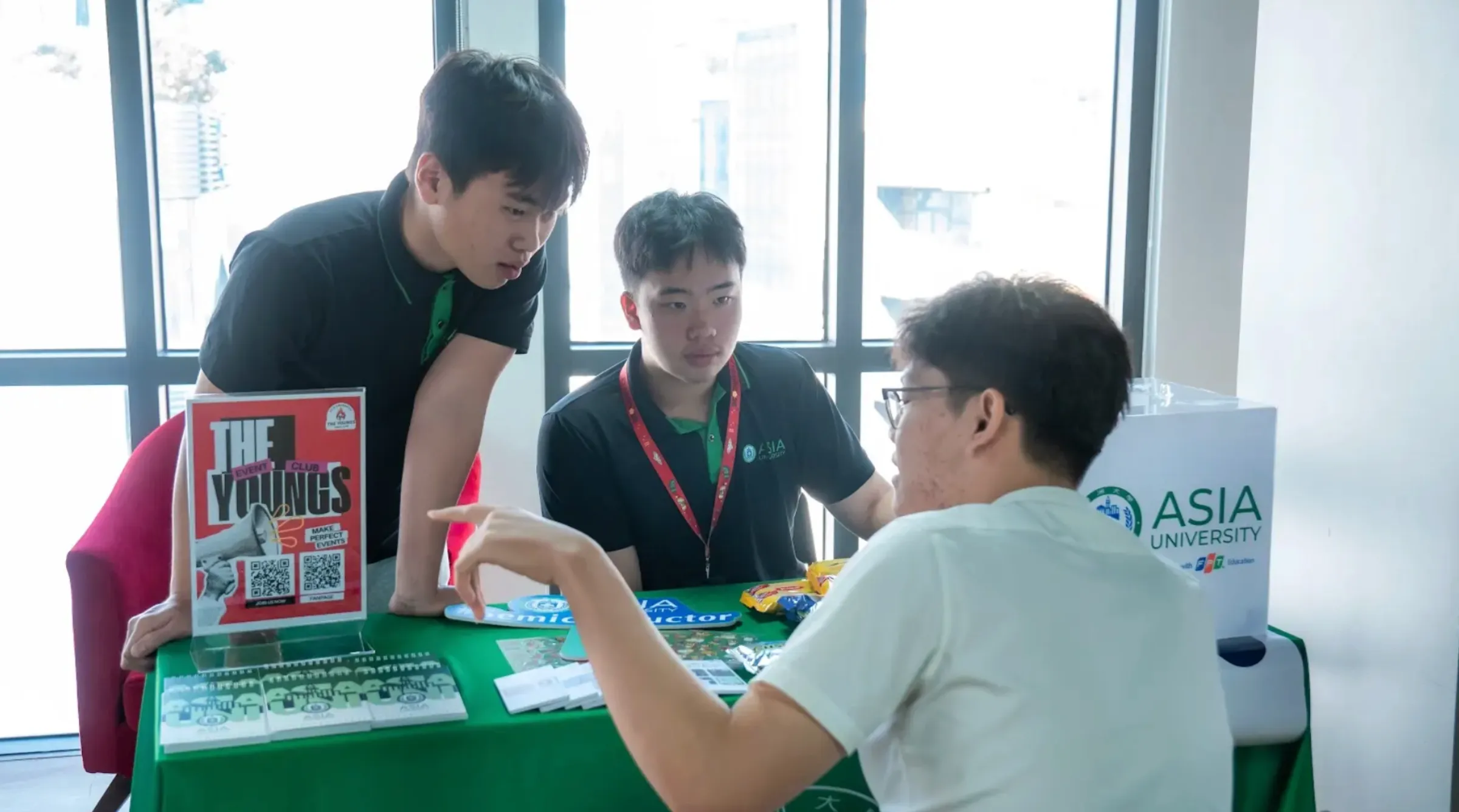 Cùng xem thêm nhiều khoảnh khắc ấn tượng tại sự kiện