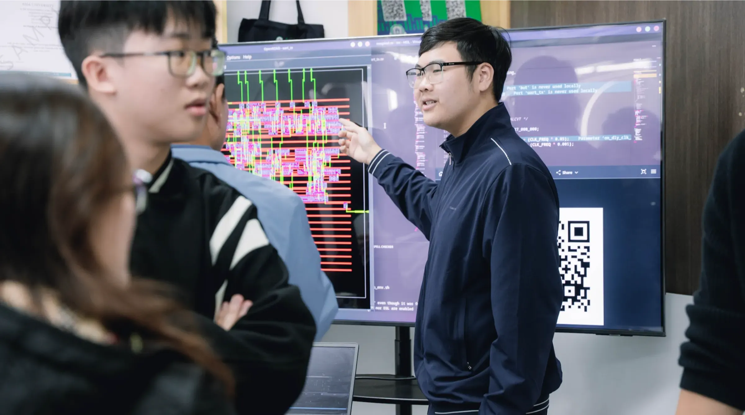 Cơ hội nghề nghiệp rộng mở tại c&aacute;c tập đo&agrave;n c&ocirc;ng nghệ lớn như TSMC v&agrave; FPT d&agrave;nh cho sinh vi&ecirc;n tốt nghiệp ng&agrave;nh C&ocirc;ng nghệ b&aacute;n dẫn c&oacute; bằng cử nh&acirc;n quốc tế