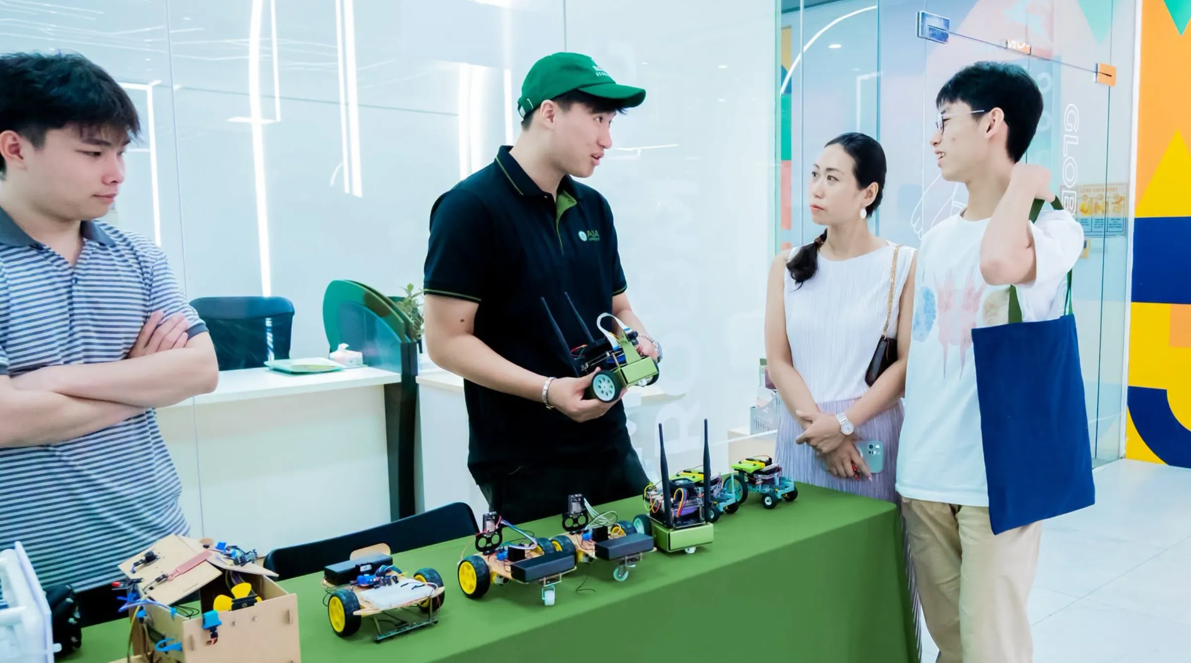 "Asia University Vietnam Next Gen Day" giới thiệu dự án sinh viên và trải nghiệm công nghệ tại sự kiện