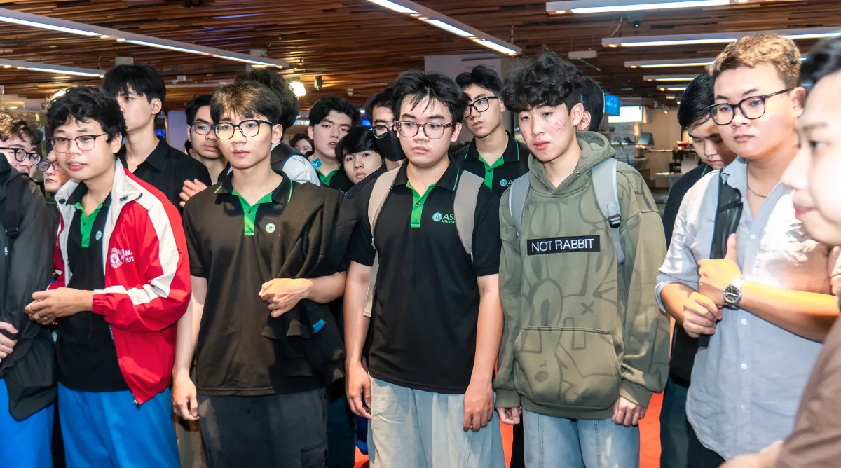 Sinh viên Asia University Vietnam tham quan mô hình doanh nghiệp