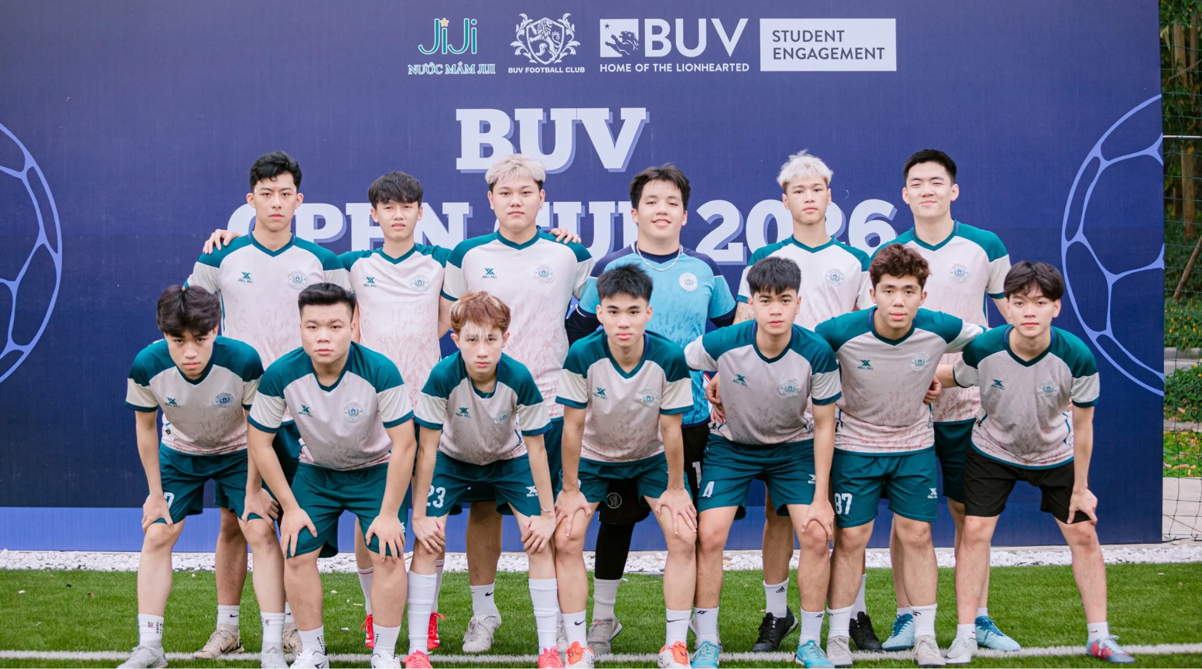 Asia University Hanoi Football Club duy trì đội hình nòng cốt và hoạt động tập luyện ổn định trong hai học kỳ