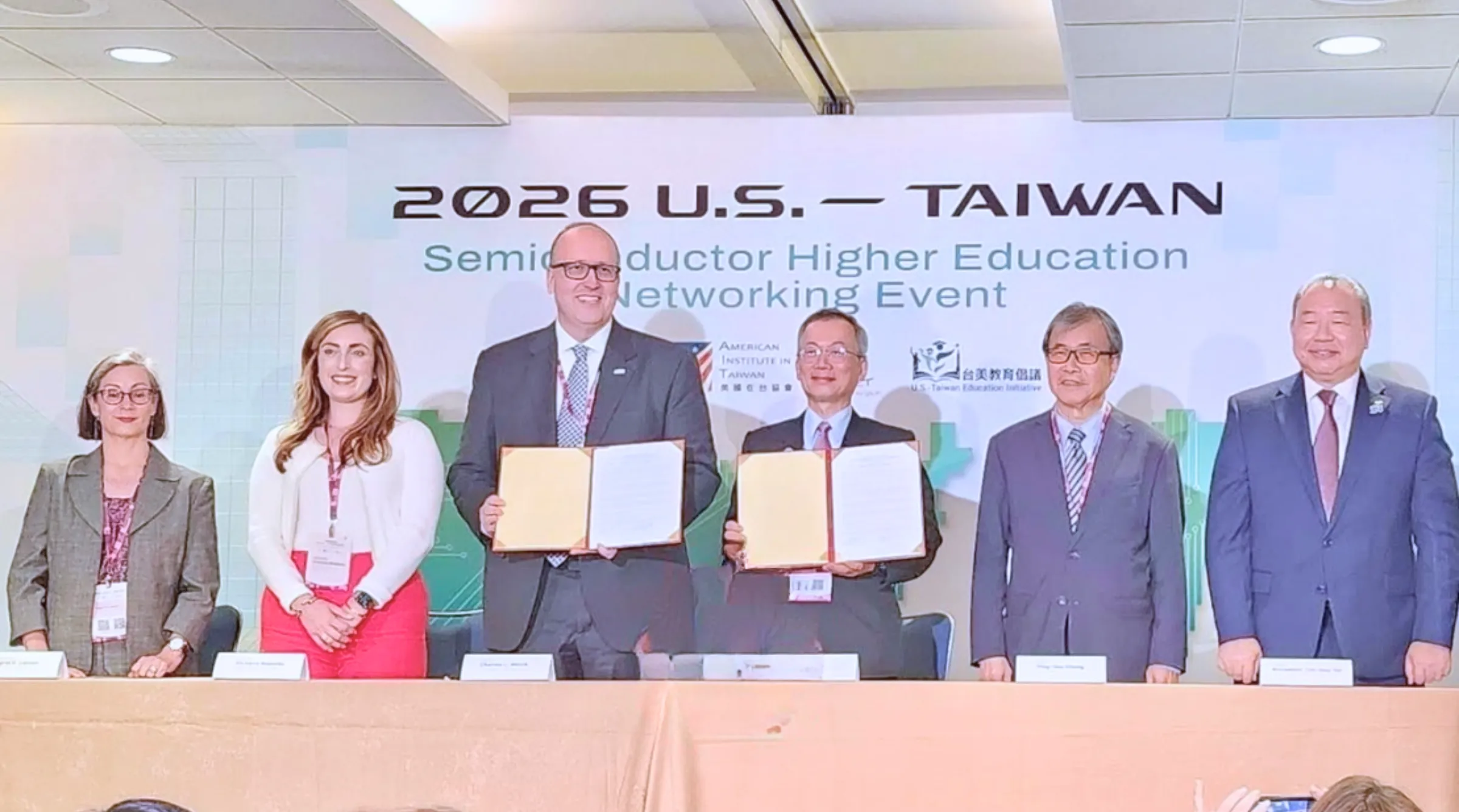 Asia University thúc đẩy hợp tác bán dẫn và AI tại NAFSA 2026, mở thêm cơ hội quốc tế cho sinh viên