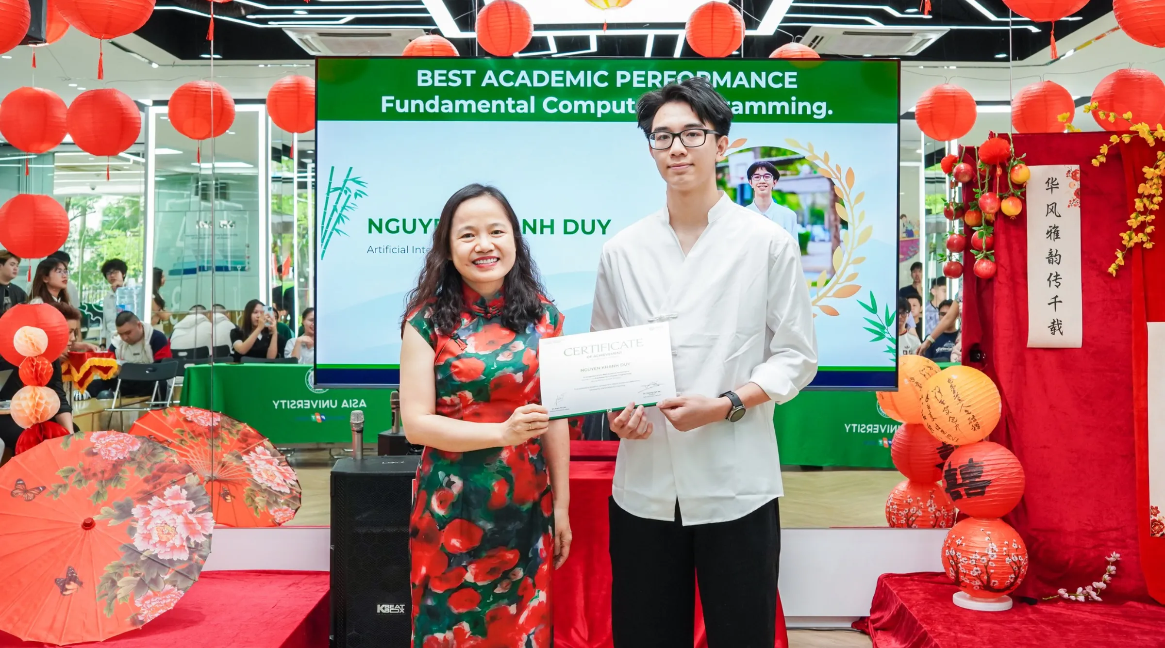 Nguyễn Khánh Duy - Sinh viên ngành Trí tuệ nhân tạo Asia Vietnam (cơ sở Hà Nội) đạt thành tích cao nhất hạng mục "Fundamental Computer Programming"