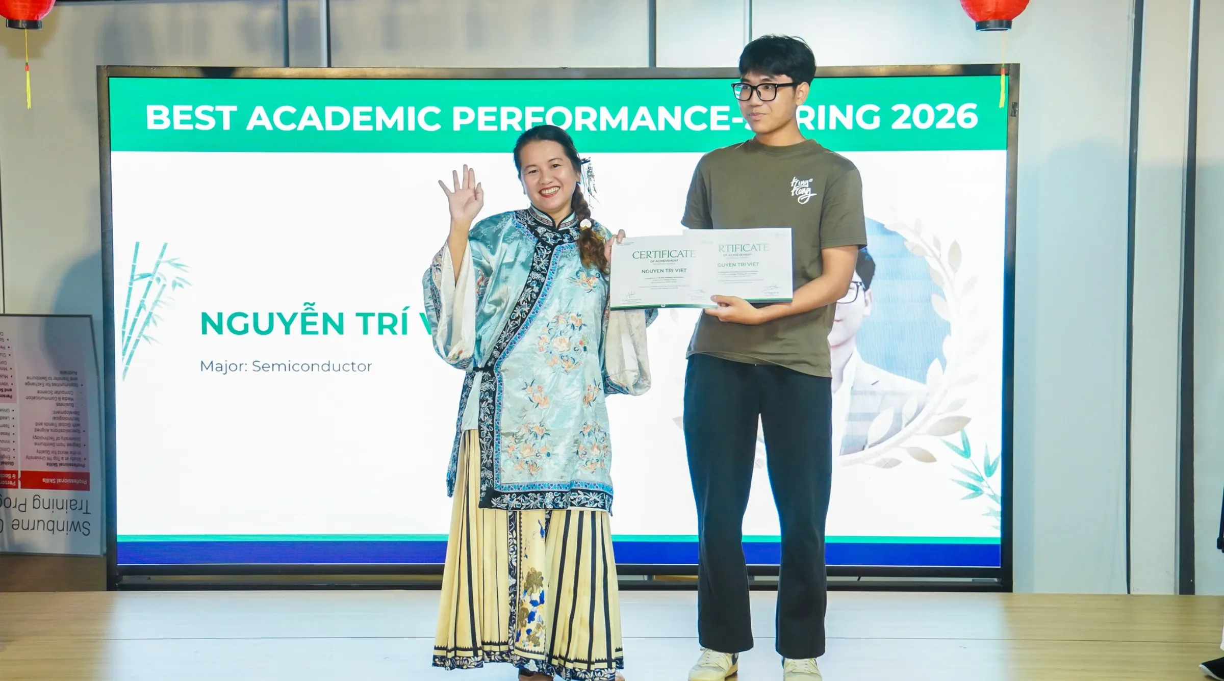 Nguyễn Trí Việt - Sinh viên ngành Công nghệ bán dẫn Asia Vietnam (cơ sở TP. HCM) đạt thành tích cao nhất hạng mục "Vovinam 2" và "Design Thinking and Innovation"