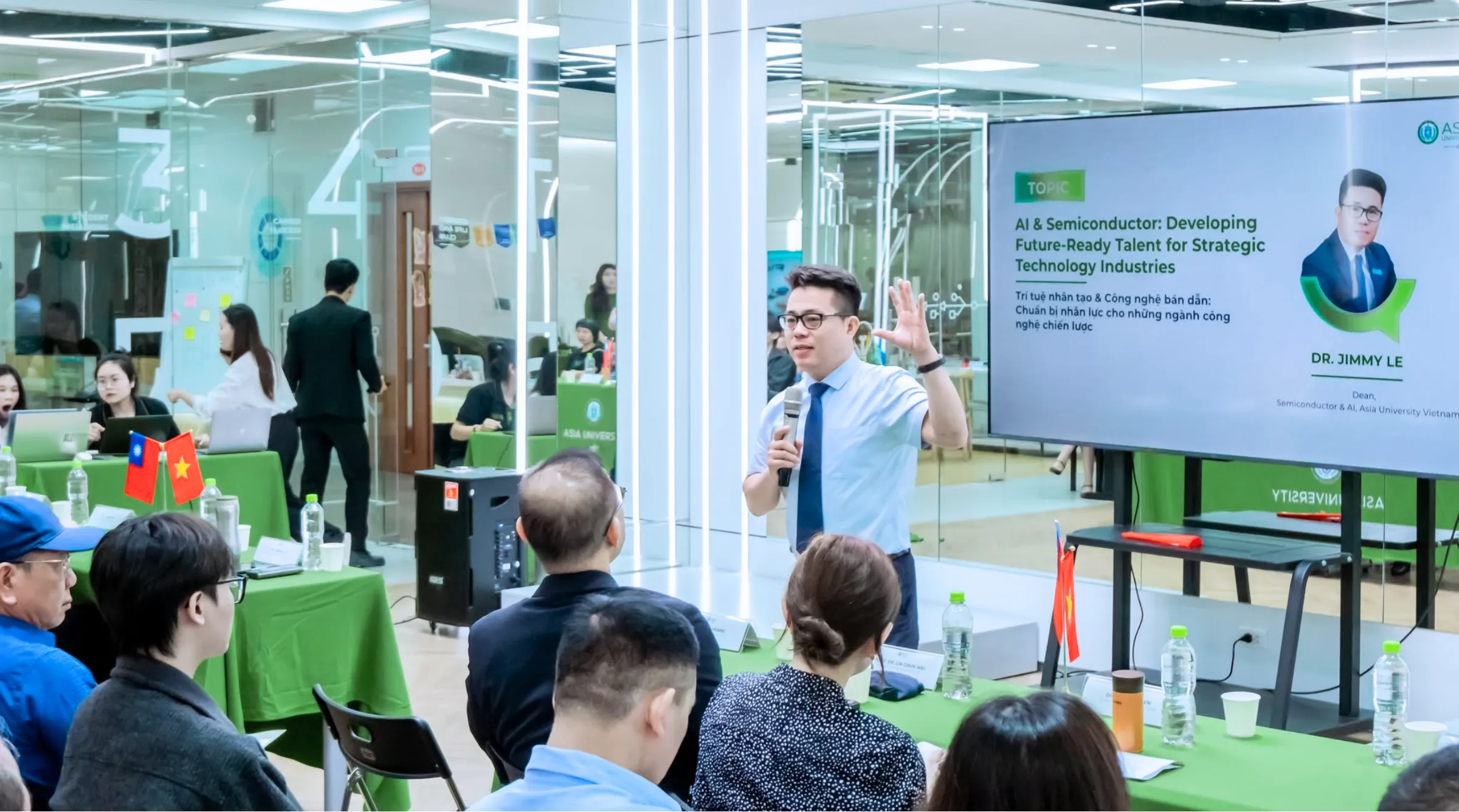 Asia Vietnam triển khai lộ tr&igrave;nh học 2 năm tại Việt Nam v&agrave; 2 năm tại Đ&agrave;i Loan trong m&ocirc;i trường đ&agrave;o tạo quốc tế