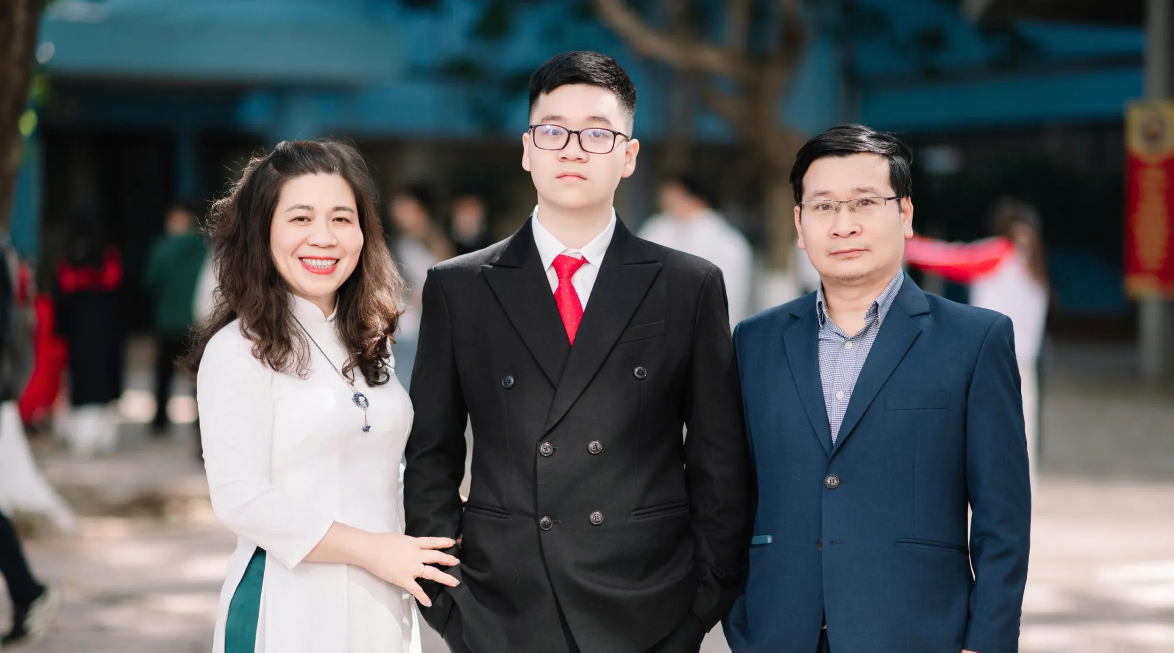 Nguyễn Quý Khôi, học sinh lớp 12A8, Trường THPT Nguyễn Trãi - Ba Đình (Hà Nội) theo đuổi Công nghệ bán dẫn từ niềm yêu thích kỹ thuật và tư duy logic