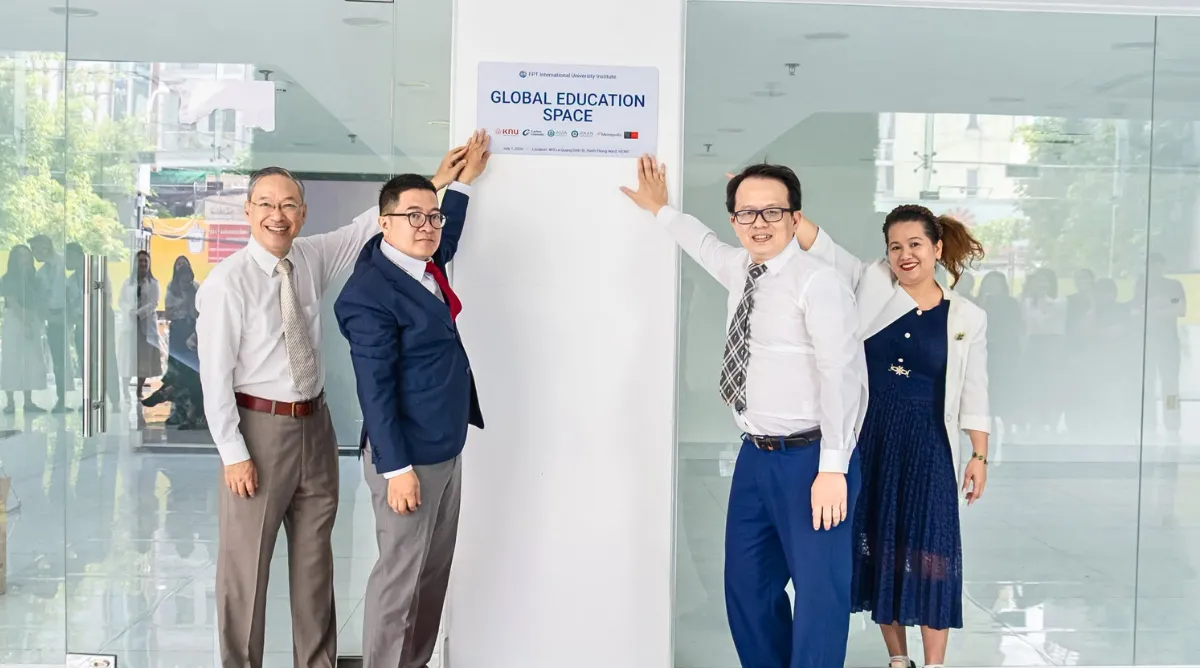 Các đại diện chương trình Asia University Program tại buổi lễ ra mắt cơ sở mới tại TP. Hồ Chí Minh.