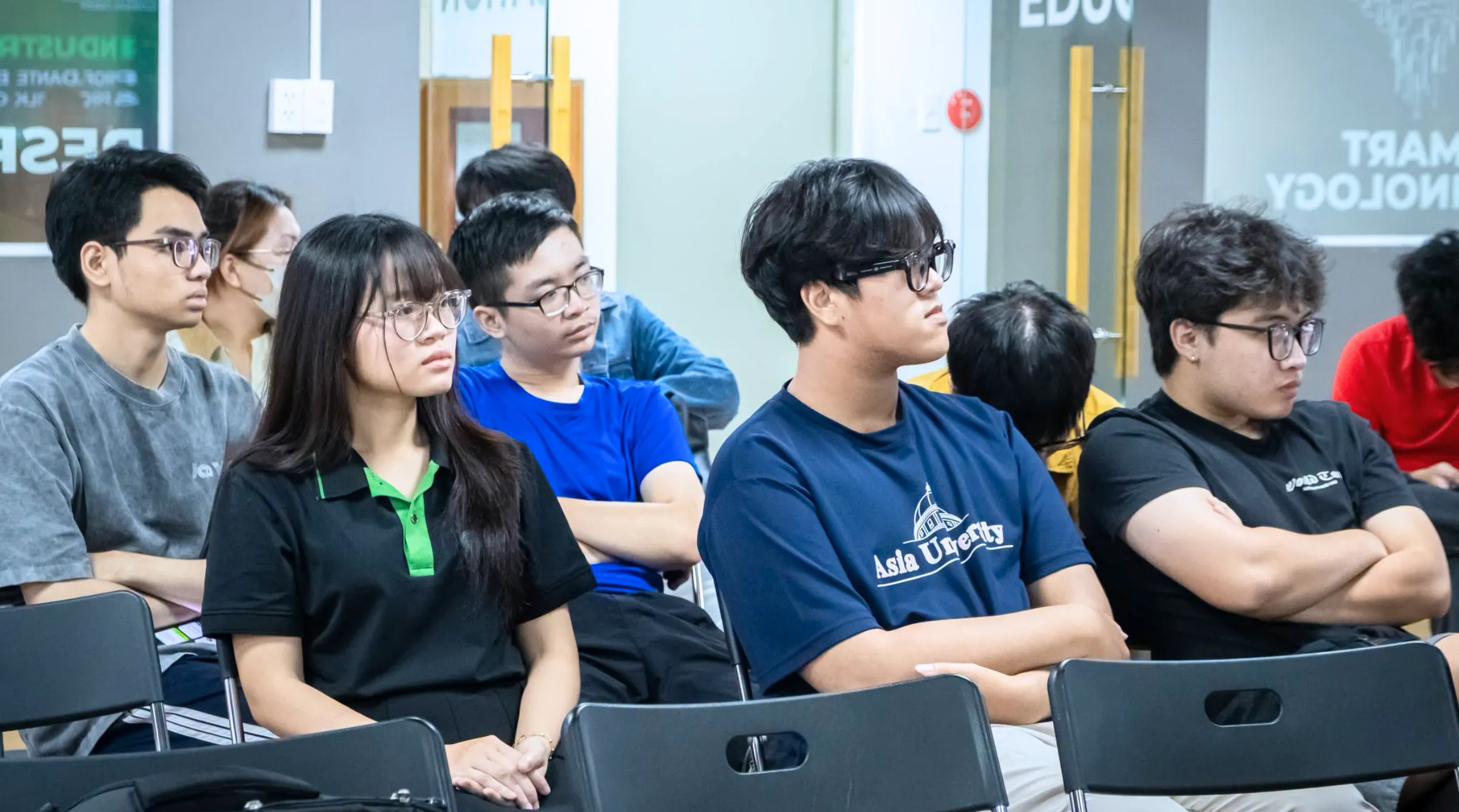 Asia University Program tổ chức các buổi workshop và chia sẻ chuyên môn, giúp sinh viên Quản trị kinh doanh cập nhật kiến thức và xu hướng mới trong lĩnh vực kinh doanh, công nghệ và quản trị