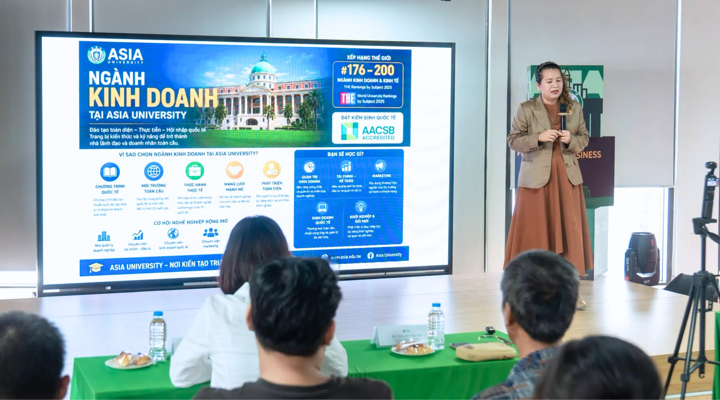 Du học Đài Loan ngành gì để có lợi thế trong thị trường việc làm châu Á?