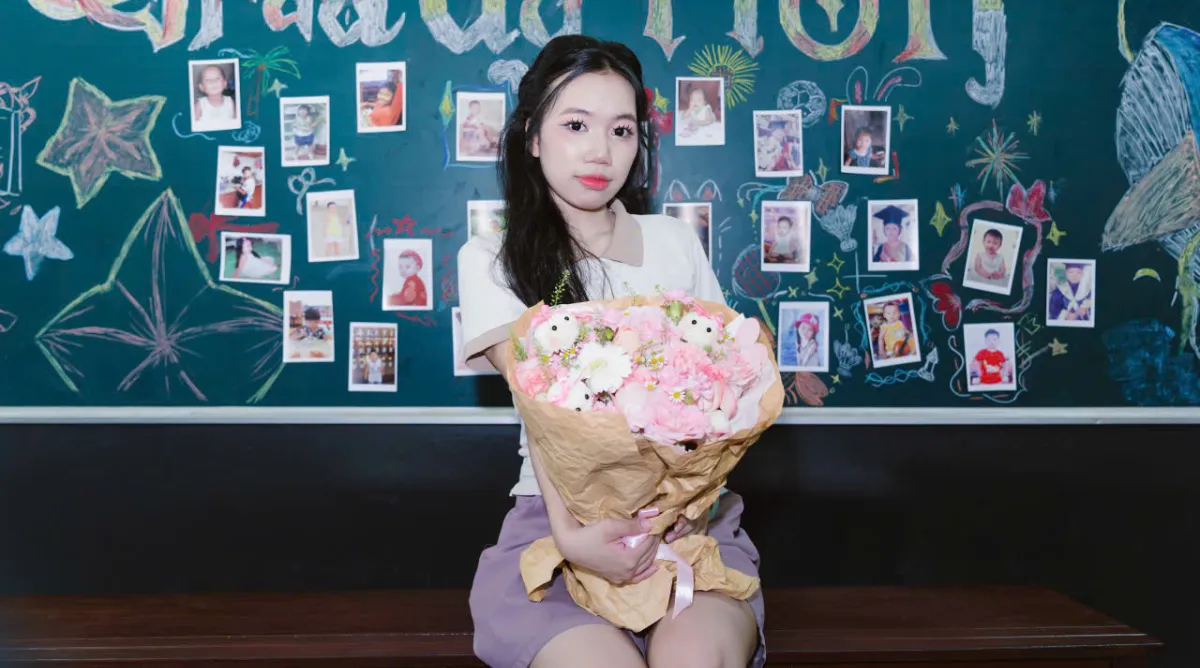 Mai Chi duy trì kế hoạch học tập đều đặn, đồng thời chú trọng trau dồi ngoại ngữ để chuẩn bị cho hành trình học tập quốc tế tại Asia University Program.
