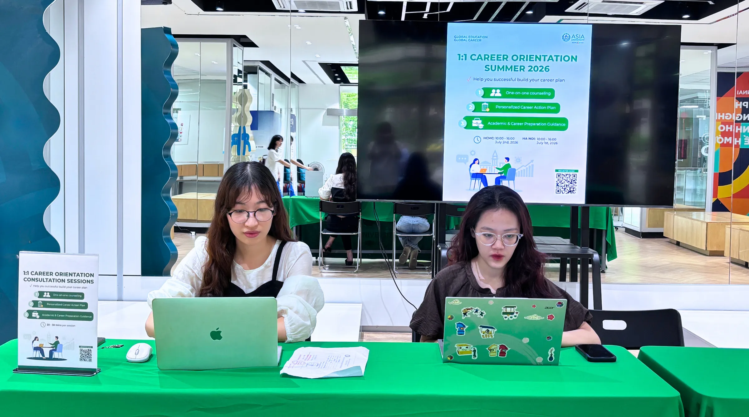 Một vài hình ảnh đẹp tại hoạt động “1:1 Career Orientation Summer 2026” của Asia Vietnam