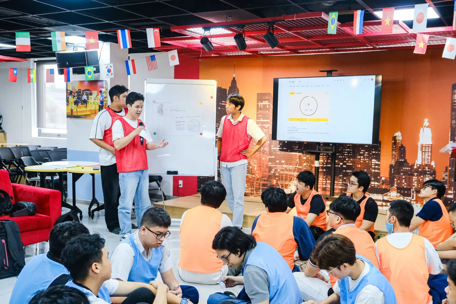 Công thức 4C giúp sinh viên Asia University Program hình thành tính kỷ luật, sự chủ động, tinh thần khám phá và khả năng vận dụng kiến thức trong quá trình học tập