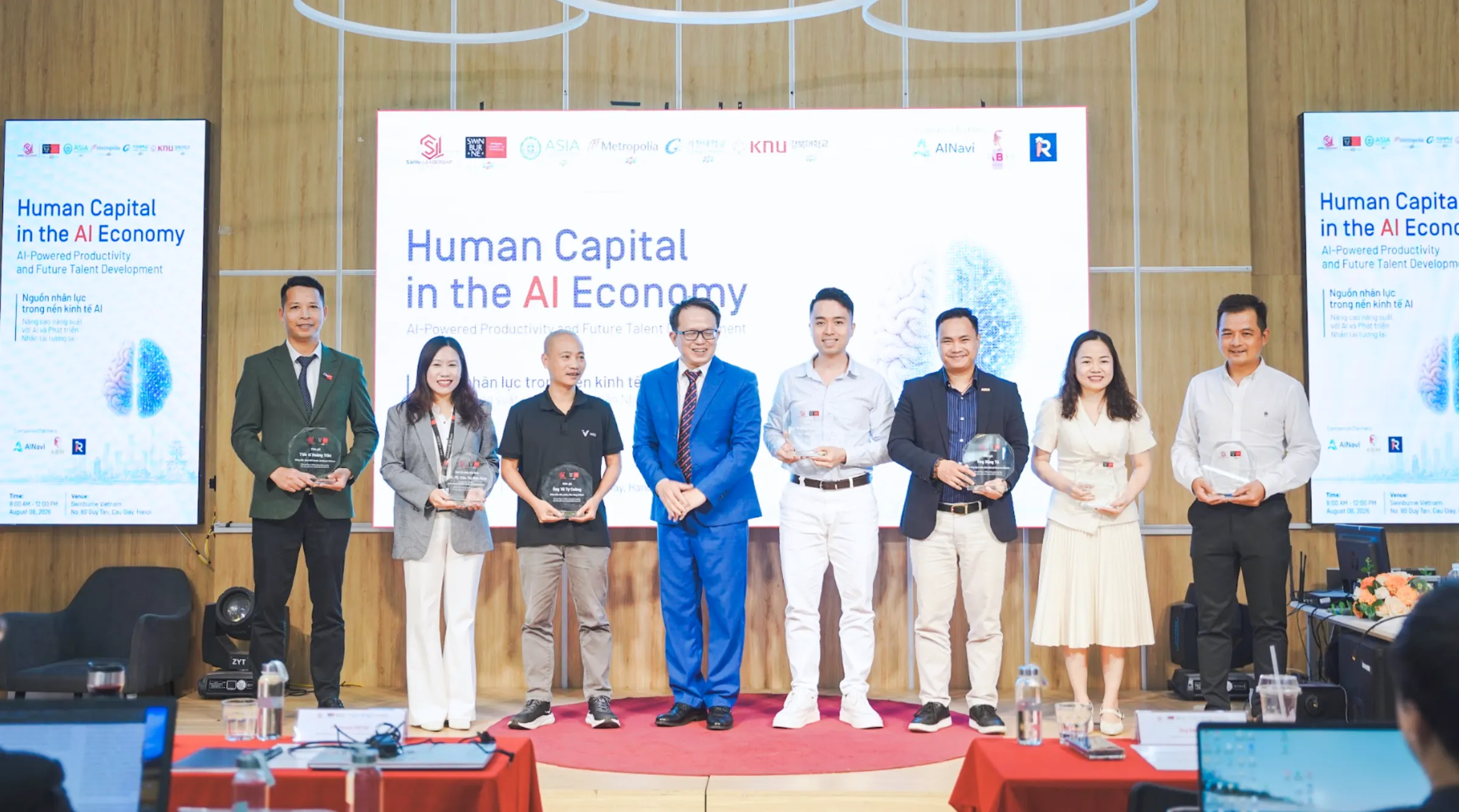 Hội thảo “Human Capital in the AI Economy” quy tụ các chuyên gia, giảng viên và đại diện doanh nghiệp cùng trao đổi về những yêu cầu mới đối với nguồn nhân lực trong thời đại AI