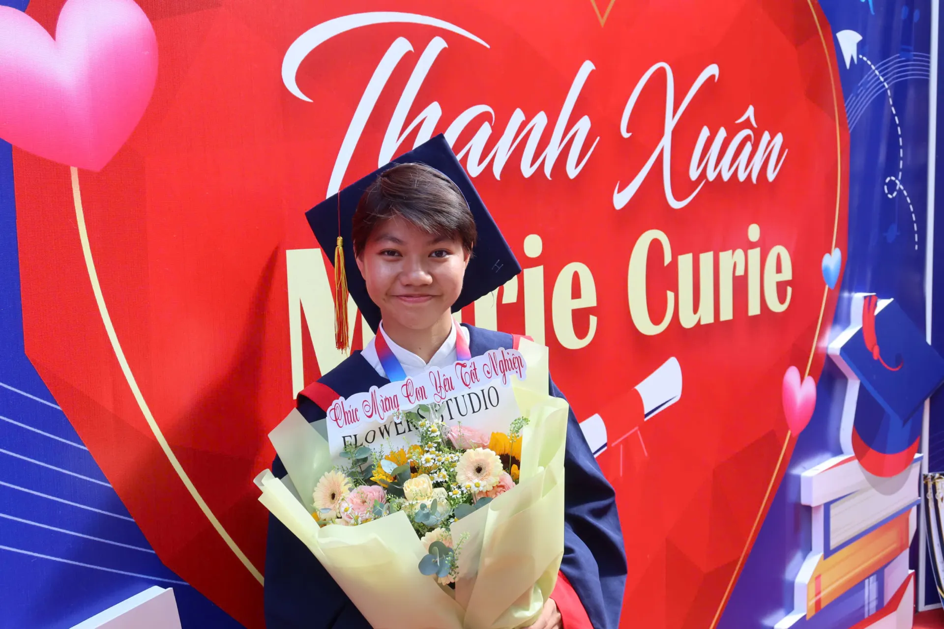 Võ Huỳnh Phương Nghi, cựu học sinh Trường THPT Marie Curie (TP.HCM), nhận học bổng Asia Change Maker ngành Công nghệ bán dẫn tại Asia University Program