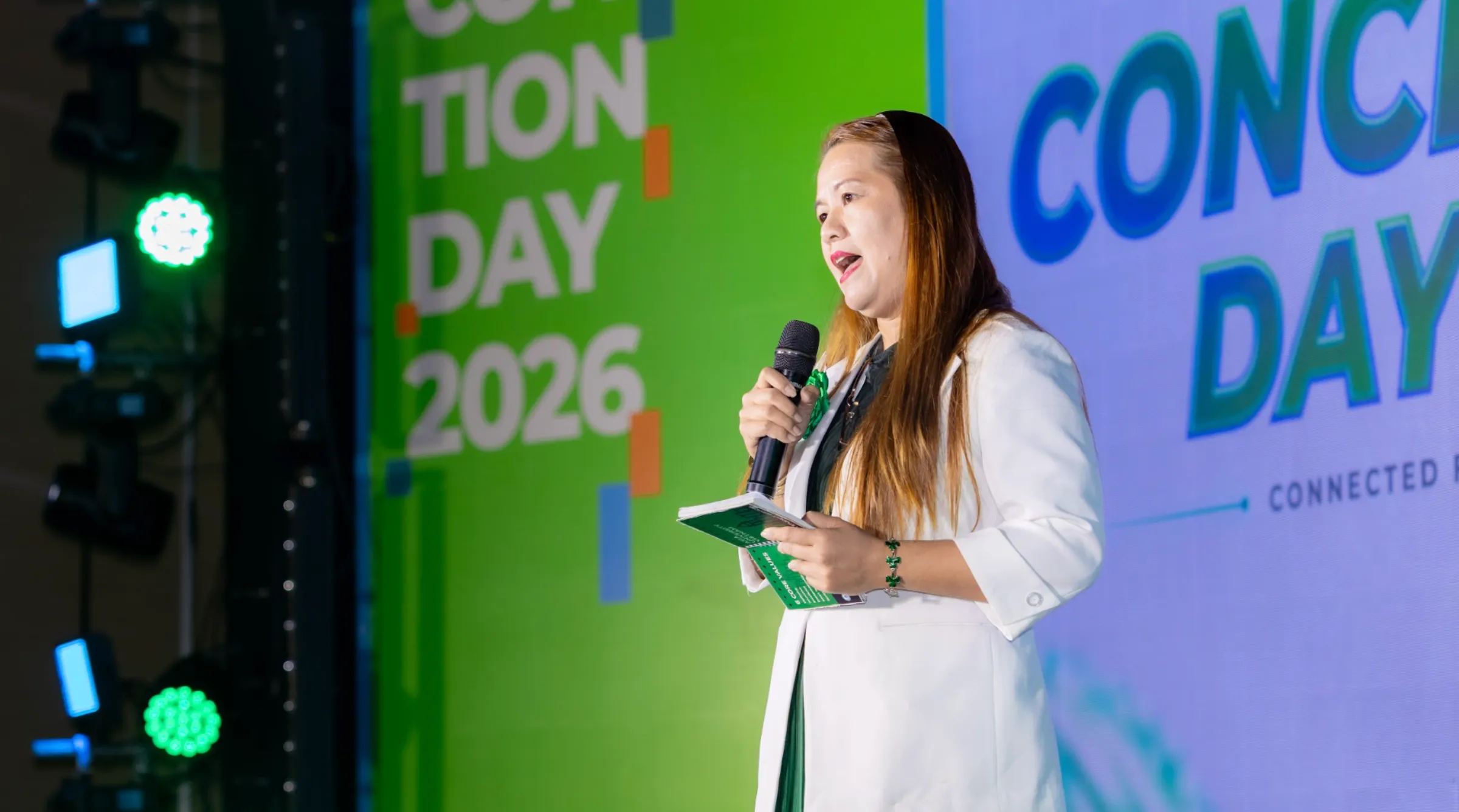 TS. Nguyễn Thị Thanh Tâm gửi gắm kỳ vọng về một thế hệ sinh viên có năng lực, bản lĩnh và sẵn sàng làm việc trong môi trường quốc tế