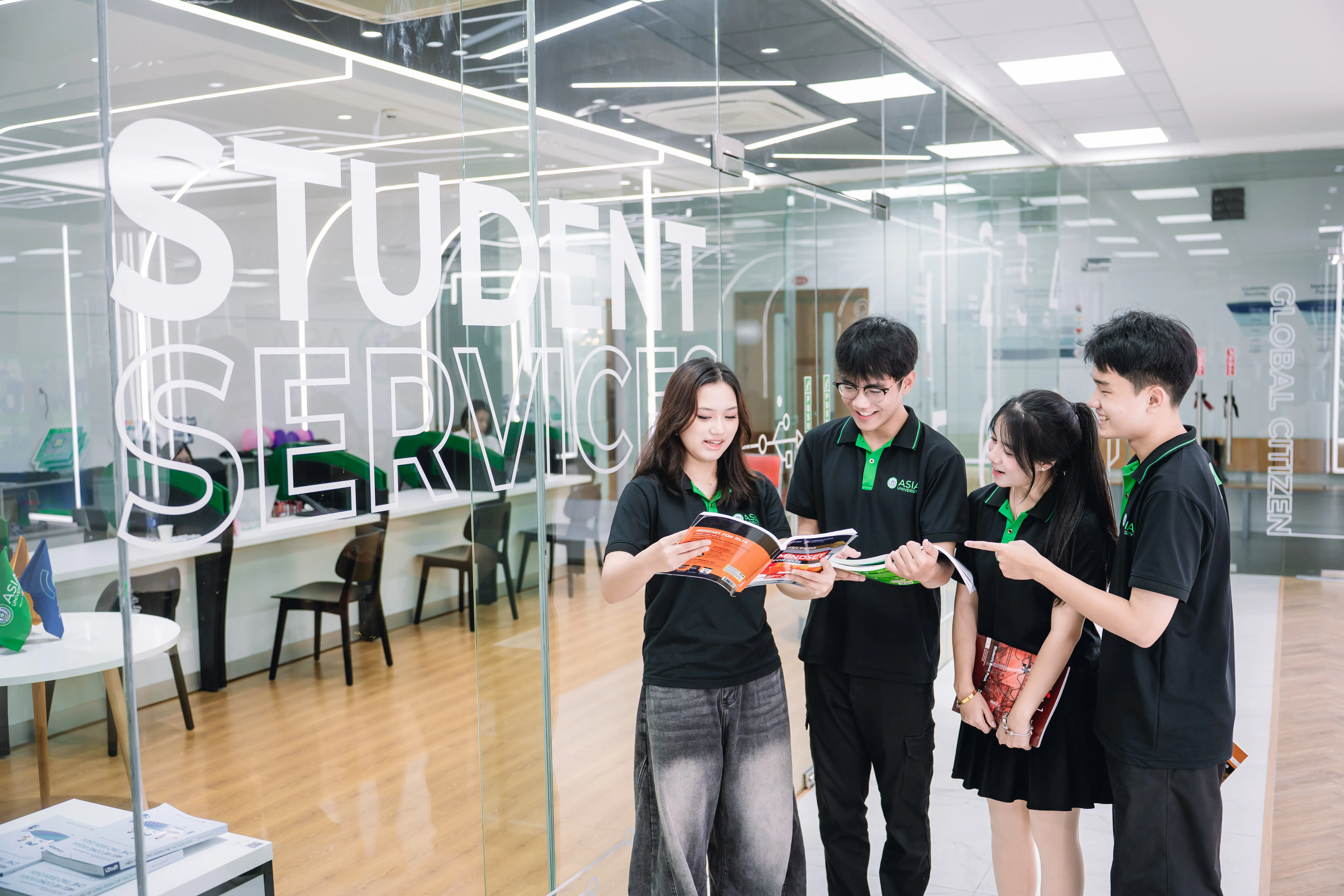 Phòng Dịch vụ Sinh viên Asia University Program đồng hành cùng sinh viên trong học tập, phát triển cá nhân và chuẩn bị cho hành trình chuyển tiếp